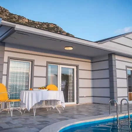 Vila Okyanus 2 Kalkan